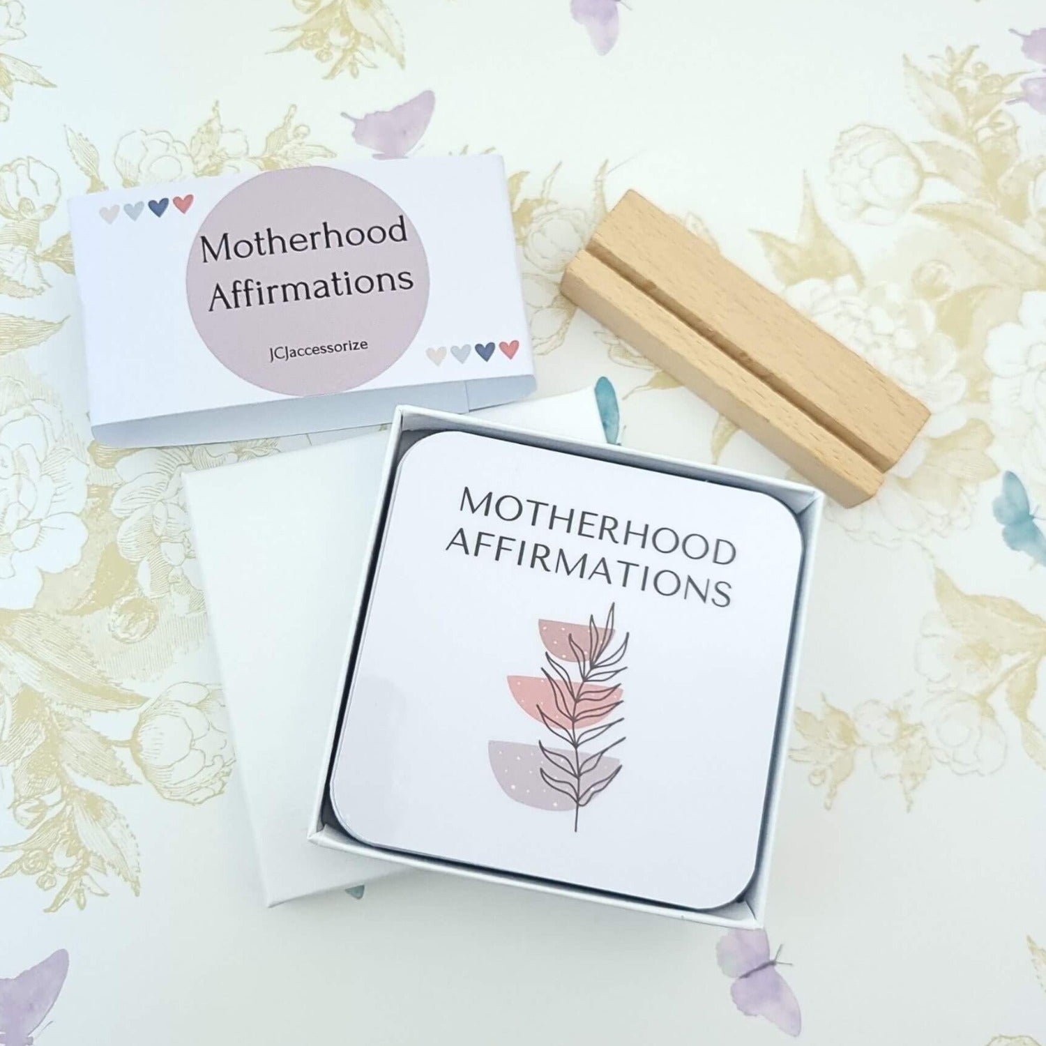 deck of 20 affirmation cards for mum
